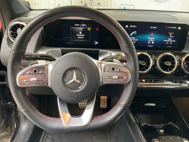 Photo 1 VIN: W1N4M1EB2PW307109 - MERCEDES-BENZ GLB-CLASS 