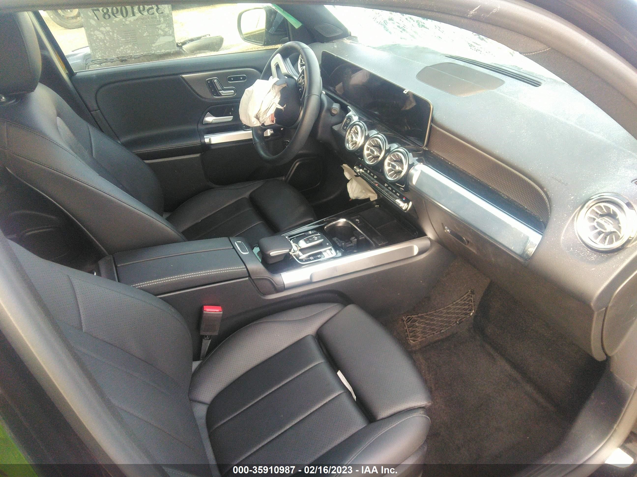 Photo 4 VIN: W1N4M4GB0LW070385 - MERCEDES-BENZ GLB 