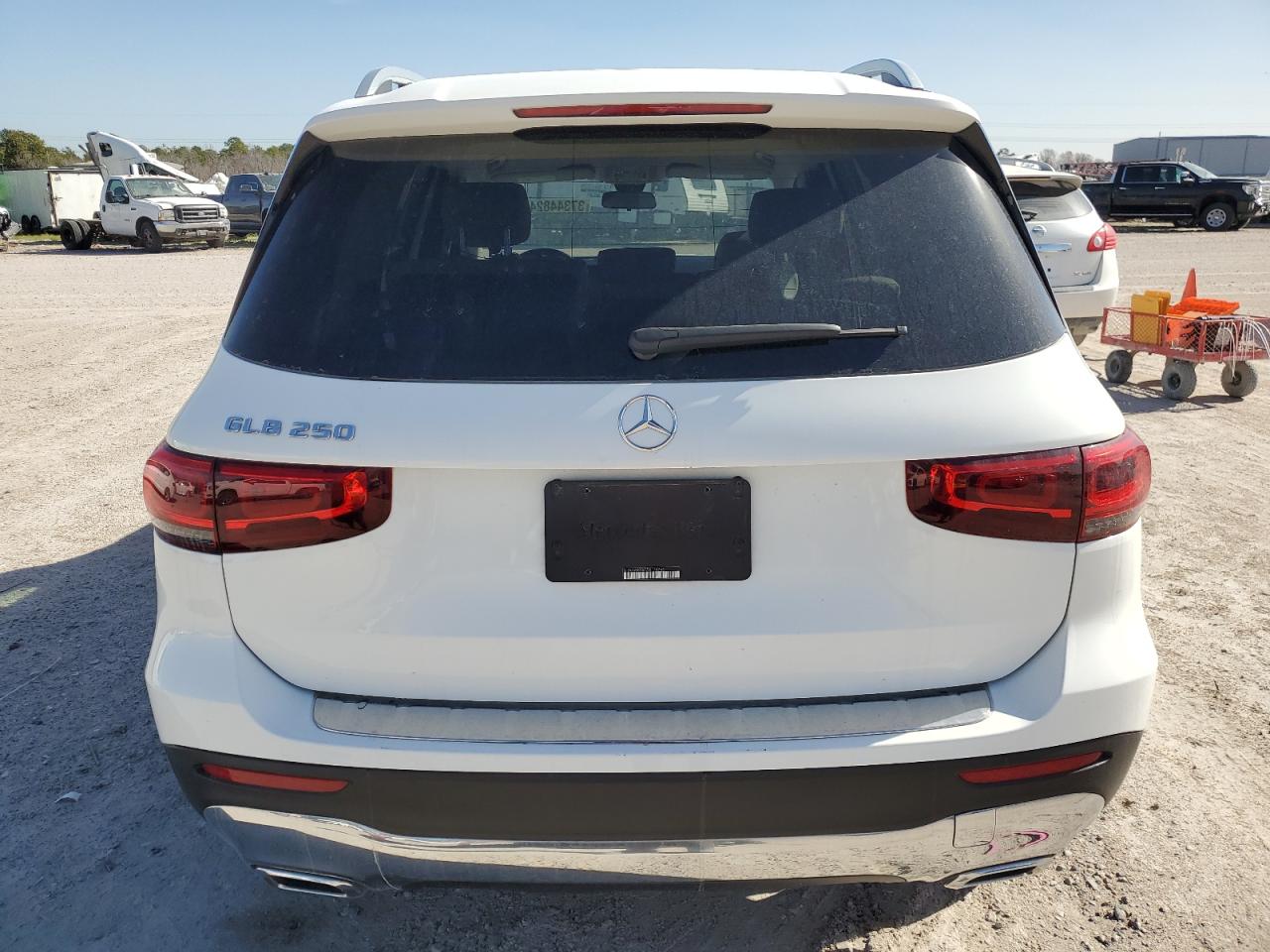 Photo 5 VIN: W1N4M4GB6MW114746 - MERCEDES-BENZ GLB 