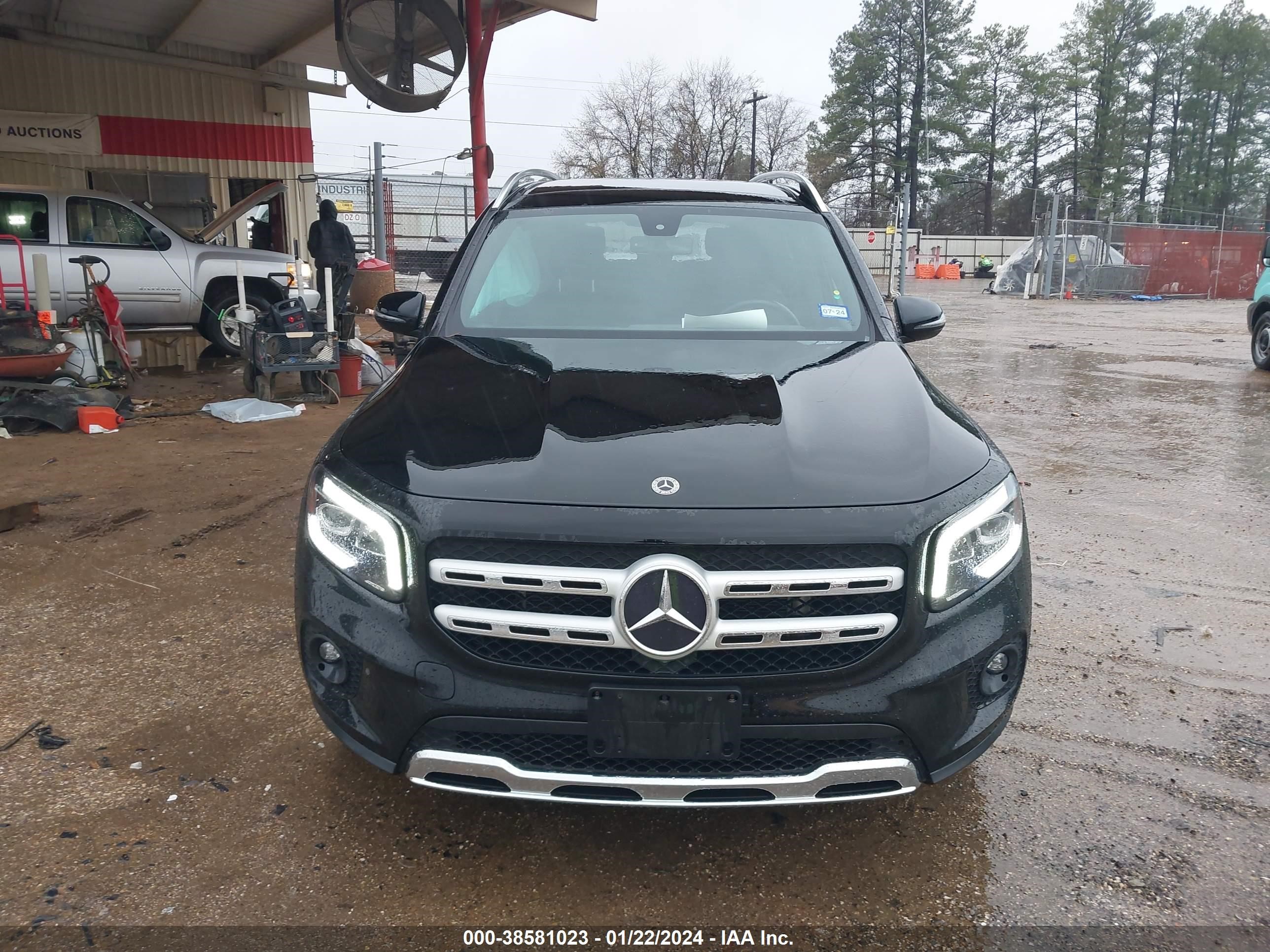 Photo 11 VIN: W1N4M4HB7MW105228 - MERCEDES-BENZ GLB 