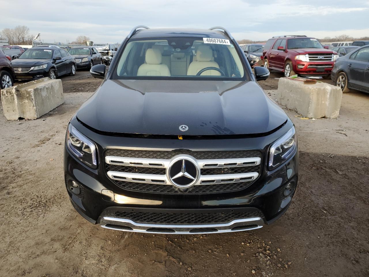 Photo 4 VIN: W1N4M4HB7MW105830 - MERCEDES-BENZ GLB 