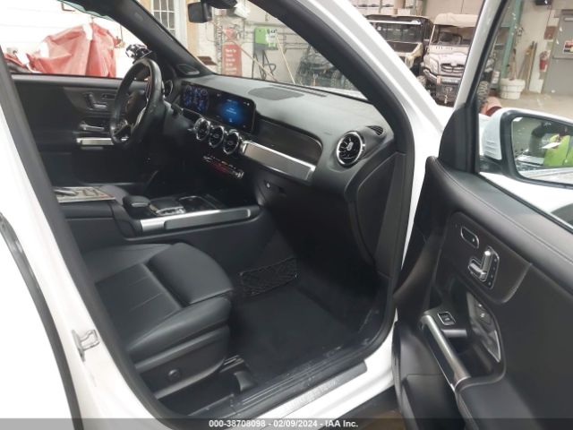 Photo 4 VIN: W1N4M4HB8LW059102 - MERCEDES-BENZ GLB 250 