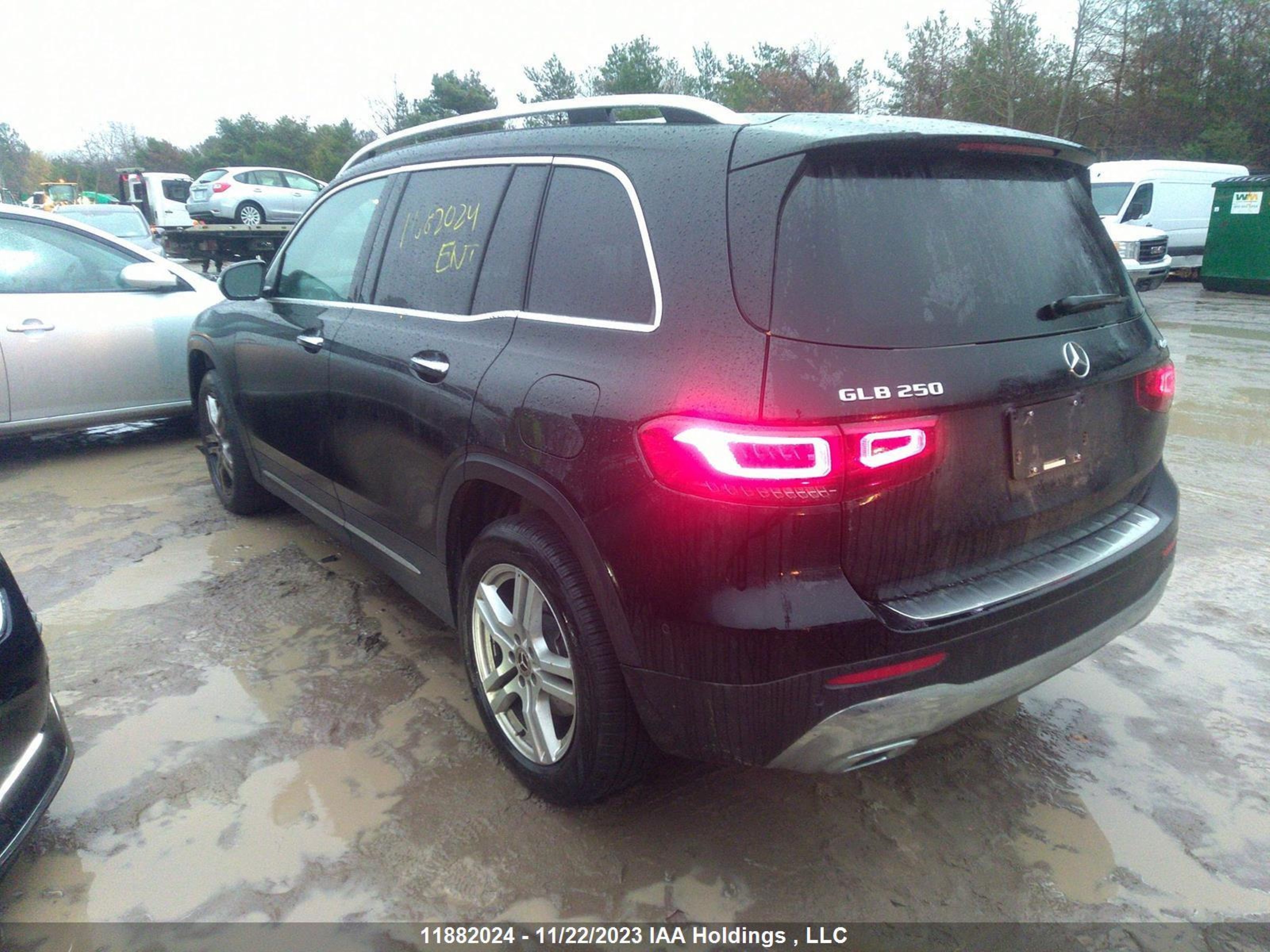 Photo 2 VIN: W1N4M4HB8PW310383 - MERCEDES-BENZ GLB 