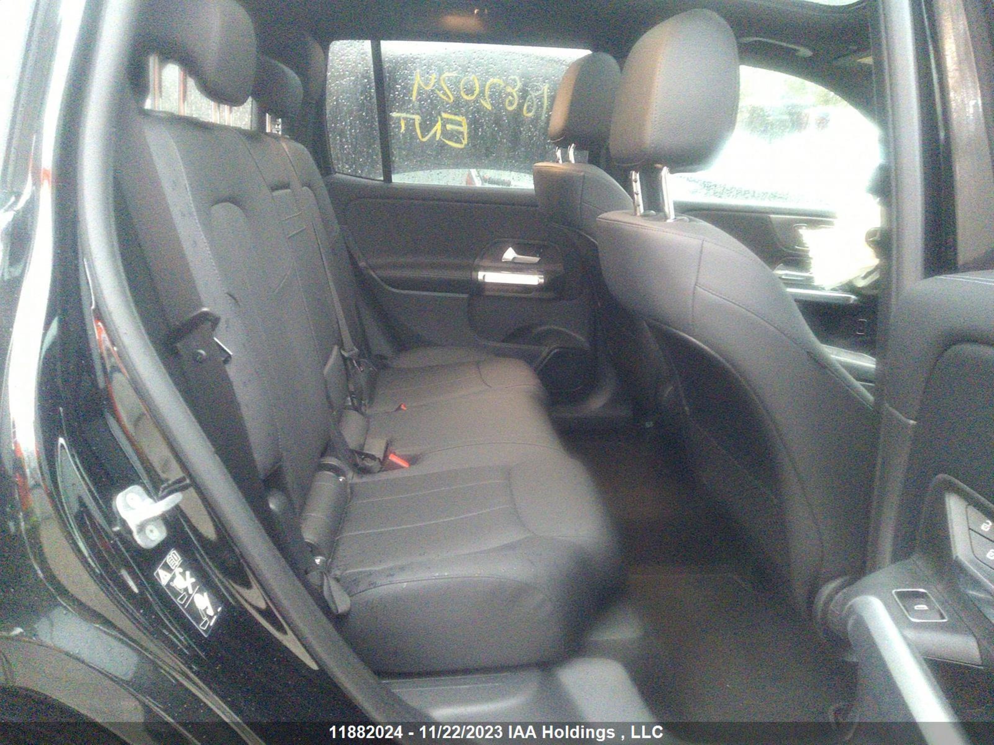 Photo 7 VIN: W1N4M4HB8PW310383 - MERCEDES-BENZ GLB 