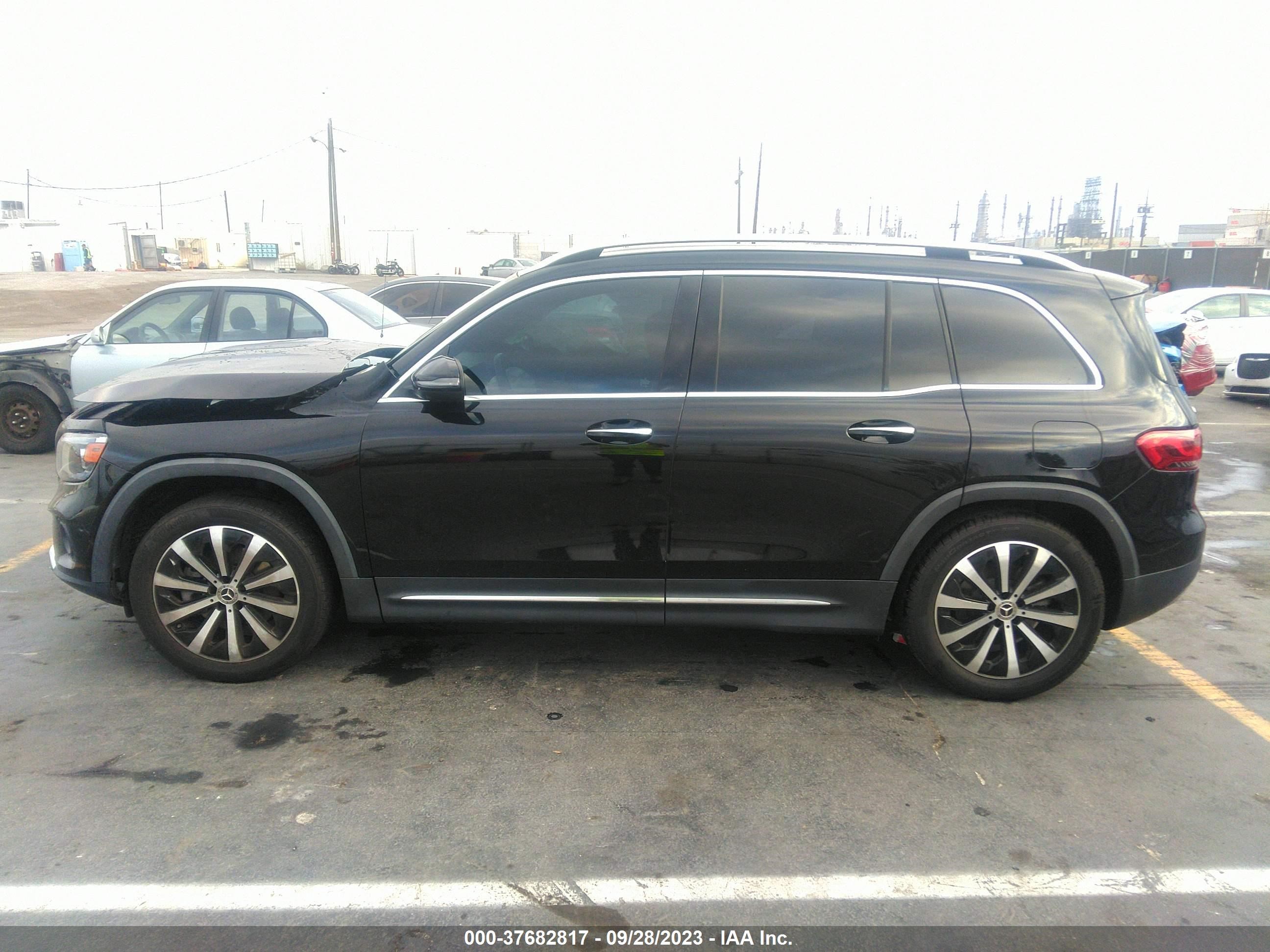 Photo 12 VIN: W1N4M4HBXMW156271 - MERCEDES-BENZ GLB 