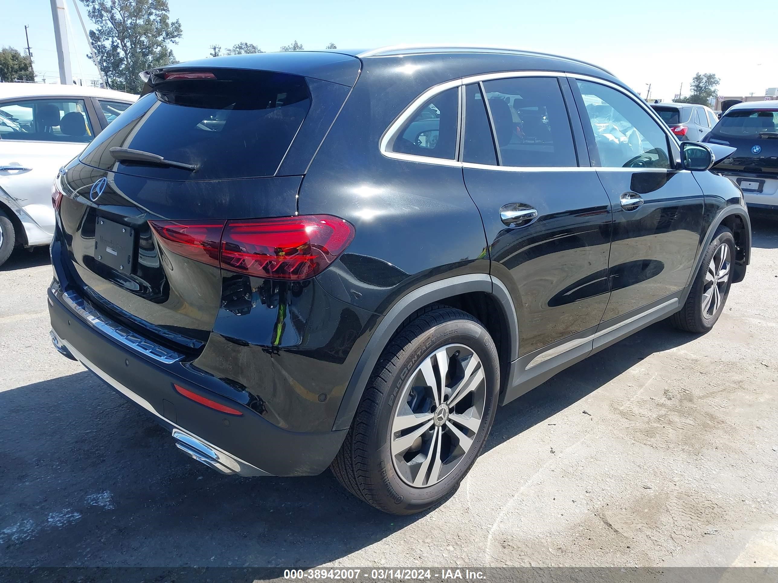 Photo 3 VIN: W1N4N4GB2RJ557137 - MERCEDES-BENZ GLA-KLASSE 