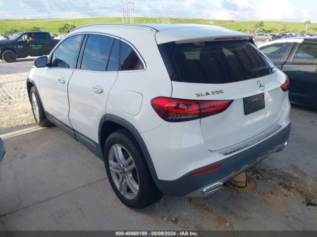 Photo 2 VIN: W1N4N4GB3MJ128131 - MERCEDES-BENZ GLA-CLASS 