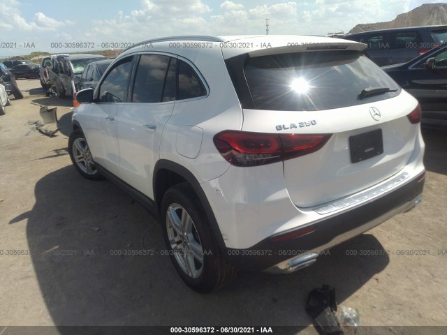 Photo 2 VIN: W1N4N4GB4MJ125741 - MERCEDES-BENZ GLA 