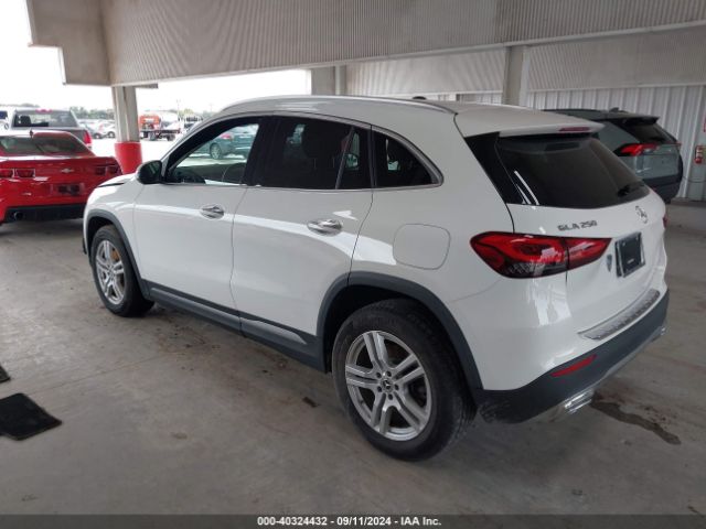 Photo 2 VIN: W1N4N4GB7MJ117505 - MERCEDES-BENZ GLA-CLASS 