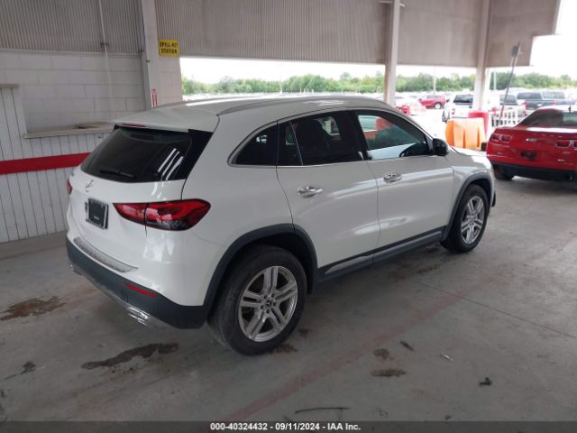 Photo 3 VIN: W1N4N4GB7MJ117505 - MERCEDES-BENZ GLA-CLASS 