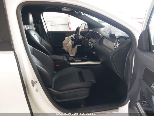 Photo 4 VIN: W1N4N4GB7MJ117505 - MERCEDES-BENZ GLA-CLASS 