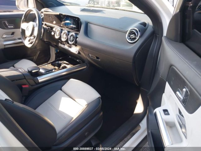 Photo 4 VIN: W1N4N4GB8MJ250886 - MERCEDES-BENZ GLA 250 