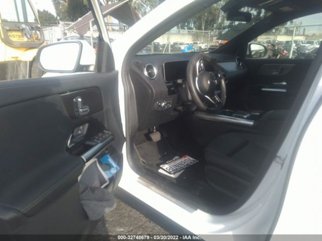 Photo 4 VIN: W1N4N4GBXMJ212754 - MERCEDES-BENZ GLA 