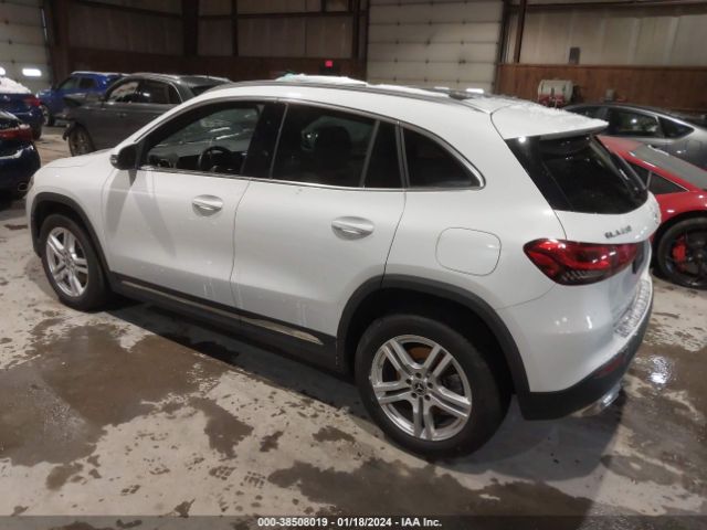 Photo 2 VIN: W1N4N4HB0PJ450082 - MERCEDES-BENZ GLA 250 