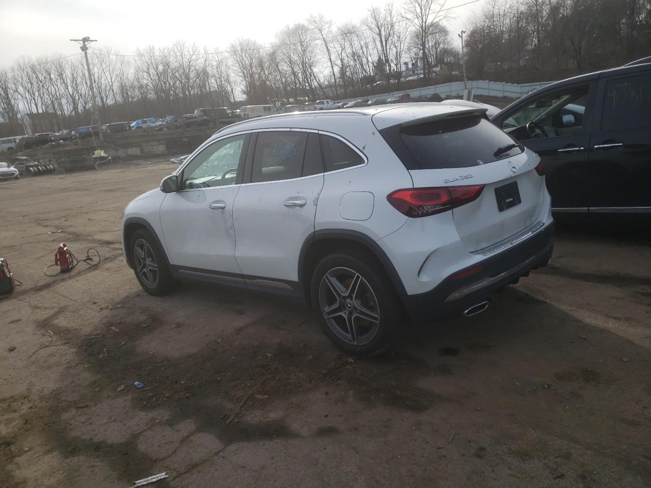 Photo 1 VIN: W1N4N4HB3NJ331049 - MERCEDES-BENZ GLA-KLASSE 