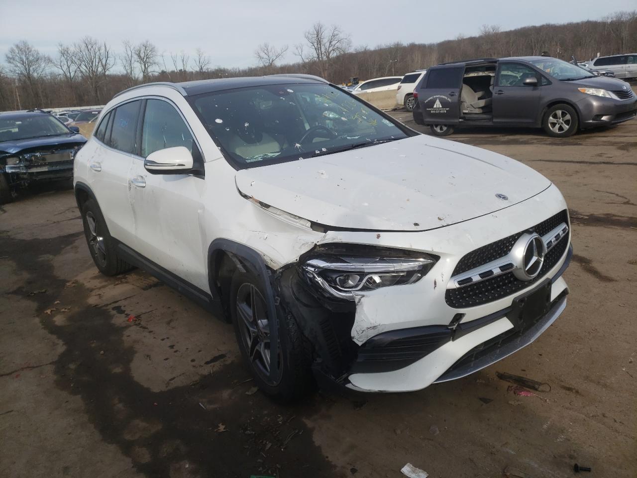 Photo 3 VIN: W1N4N4HB3NJ331049 - MERCEDES-BENZ GLA-KLASSE 