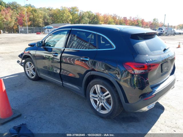 Photo 2 VIN: W1N4N4HB7MJ216923 - MERCEDES-BENZ GLA 250 