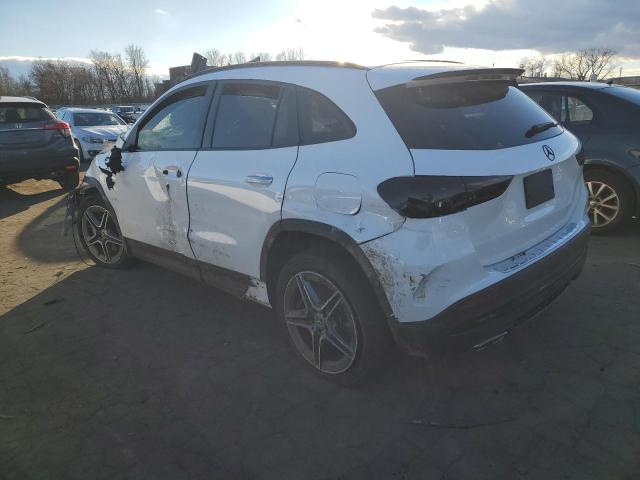 Photo 1 VIN: W1N4N4HB8NJ381817 - MERCEDES-BENZ GLA-CLASS 