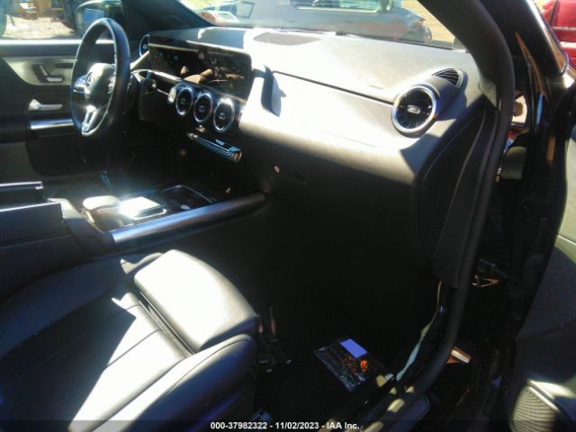 Photo 4 VIN: W1N4N4HB9NJ406515 - MERCEDES-BENZ GLA 250 