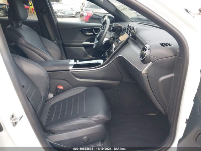 Photo 4 VIN: W1NKJ4HB7RF164335 - MERCEDES-BENZ GLC-CLASS 