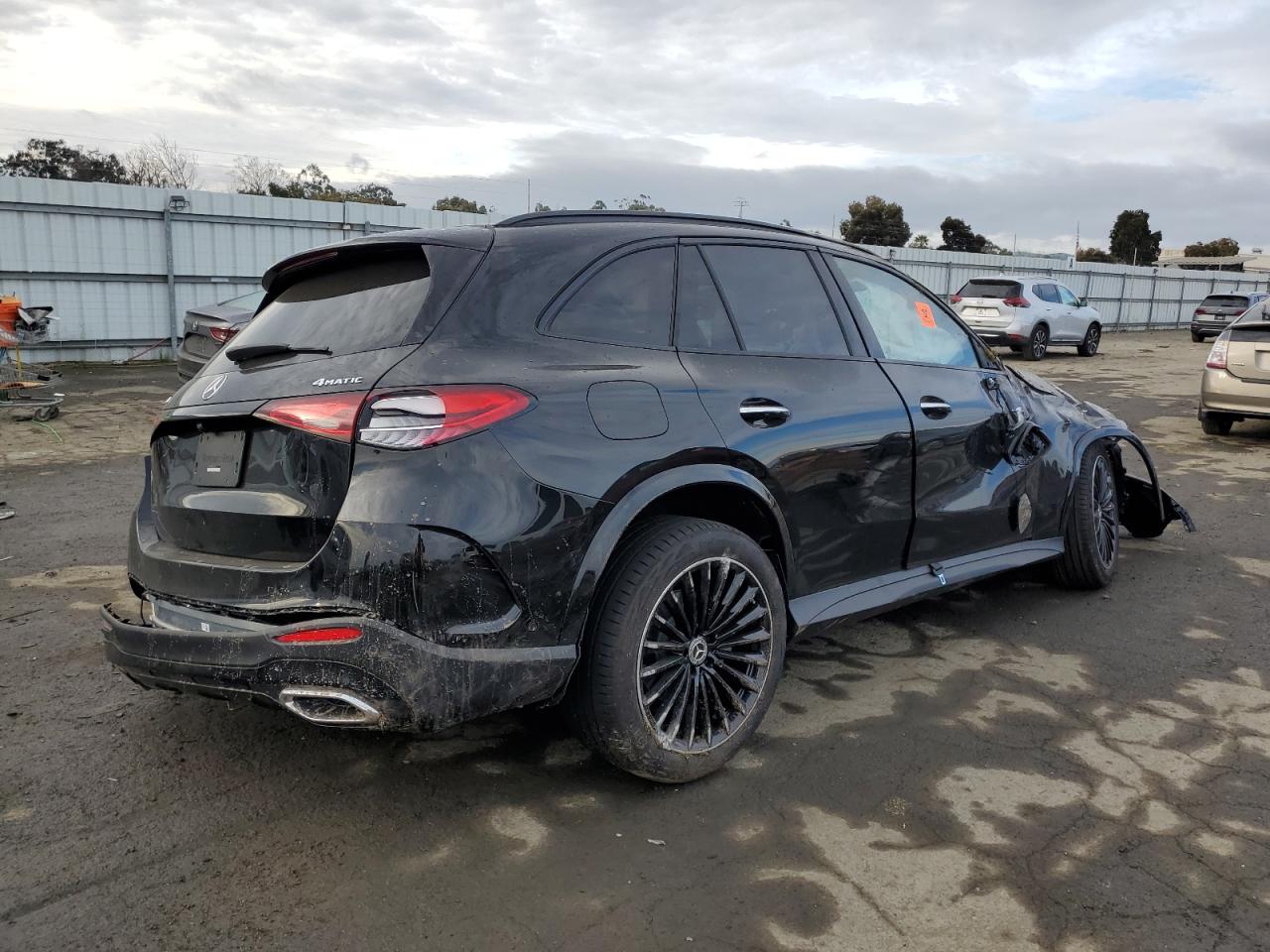 Photo 2 VIN: W1NKM4HB7RF103980 - MERCEDES-BENZ GLC 