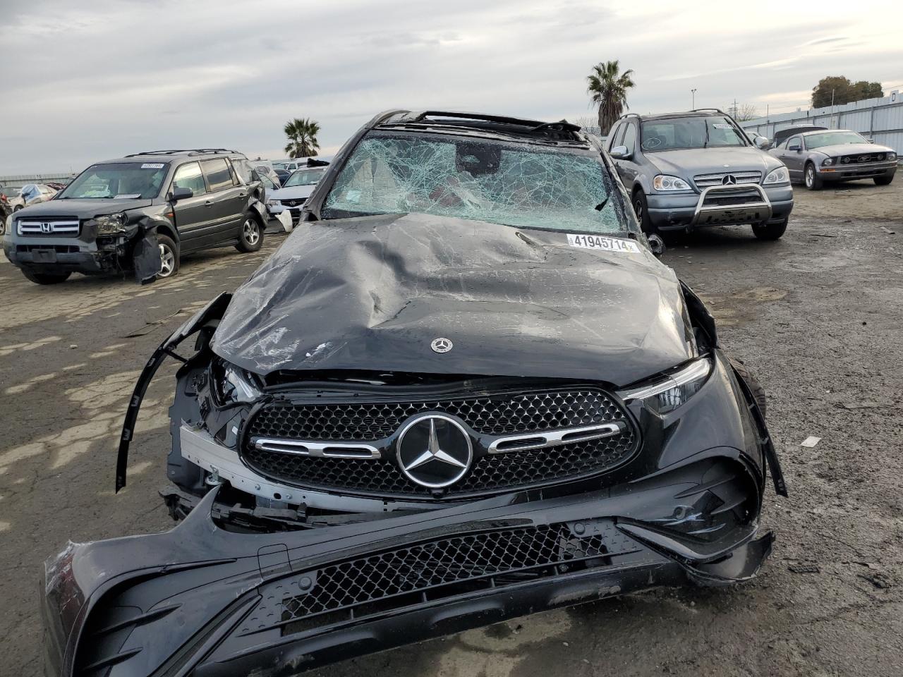 Photo 4 VIN: W1NKM4HB7RF103980 - MERCEDES-BENZ GLC 