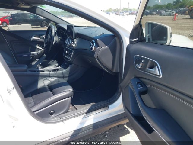 Photo 4 VIN: W1NTG4GB0LU040253 - MERCEDES-BENZ GLA 250 