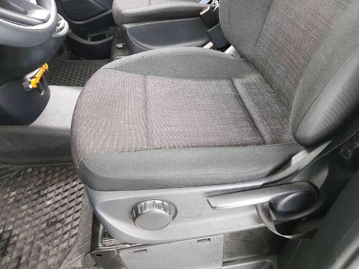 Photo 15 VIN: W1V44760313690378 - MERCEDES-BENZ VITO GB 