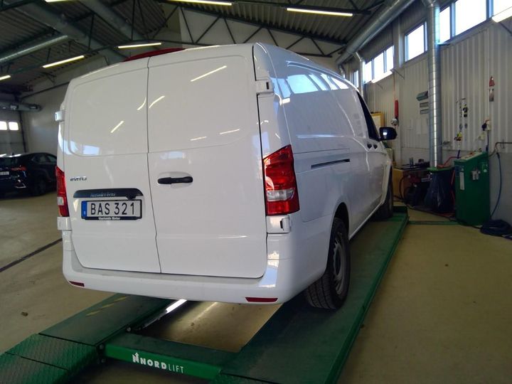 Photo 2 VIN: W1V44760313704689 - MERCEDES-BENZ VITO 