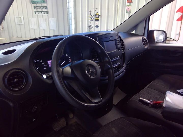 Photo 3 VIN: W1V44760313704689 - MERCEDES-BENZ VITO 