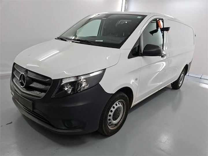 Photo 0 VIN: W1V44760313752230 - MERCEDES-BENZ VITO 114 FOURGON MWB DSL - 2019 