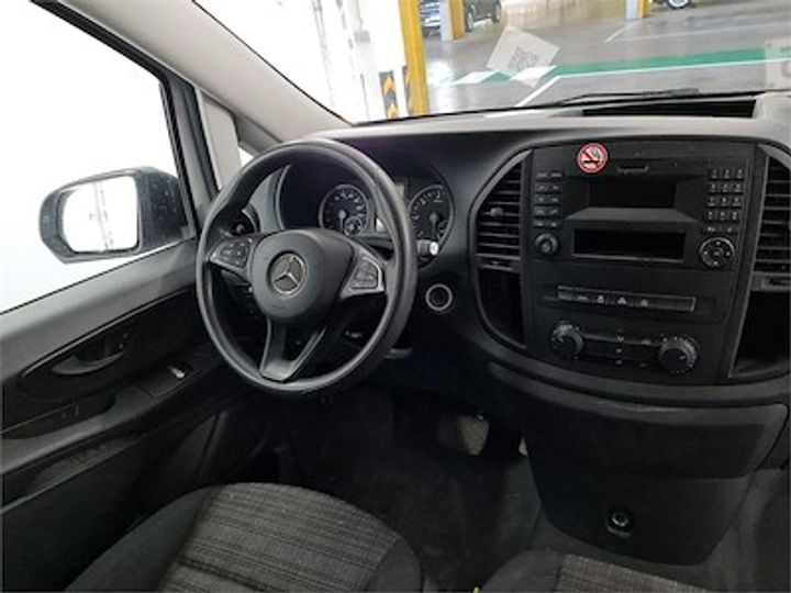 Photo 8 VIN: W1V44760313752230 - MERCEDES-BENZ VITO 114 FOURGON MWB DSL - 2019 