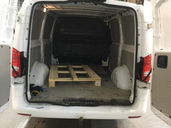 Photo 14 VIN: W1V44760313844551 - MERCEDES-BENZ VITO PANEL VAN 