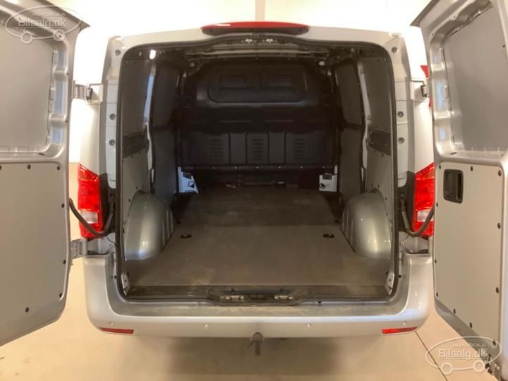 Photo 17 VIN: W1V44760313955124 - MERCEDES-BENZ VITO PANEL VAN 