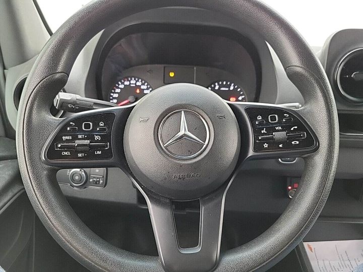 Photo 13 VIN: W1V9076331P215180 - MERCEDES-BENZ SPRINTER 