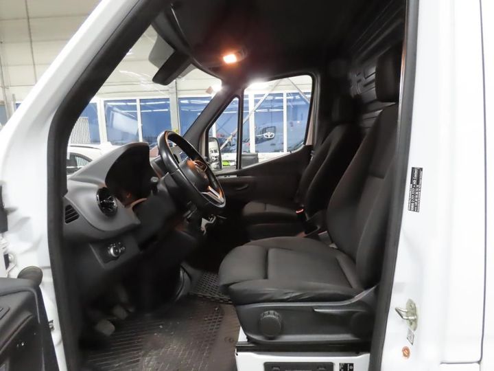 Photo 3 VIN: W1V9106331P192622 - MERCEDES-BENZ SPRINTER 