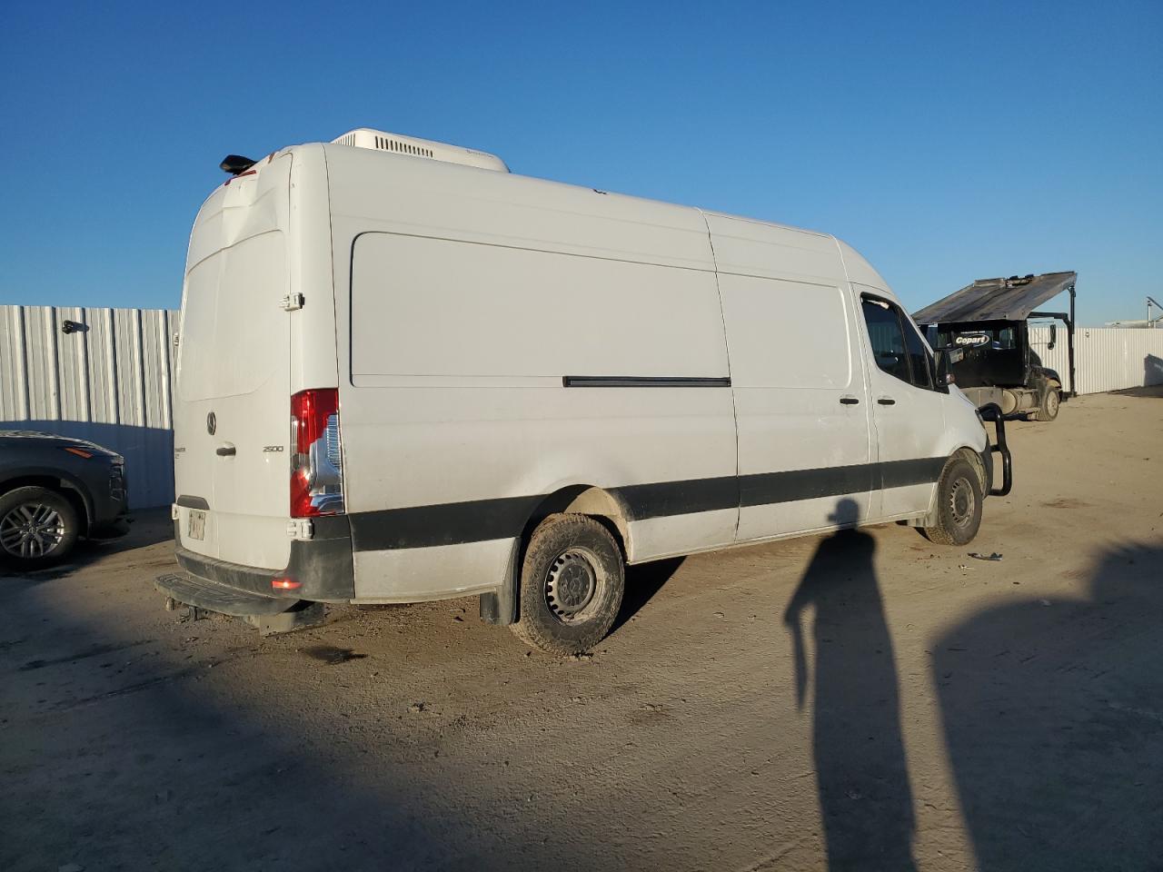 Photo 2 VIN: W1W40CHY3MT052132 - MERCEDES-BENZ SPRINTER 