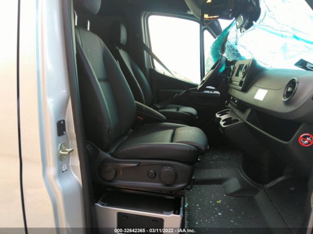 Photo 4 VIN: W1W4EBVYXLT033298 - MERCEDES-BENZ SPRINTER VAN 