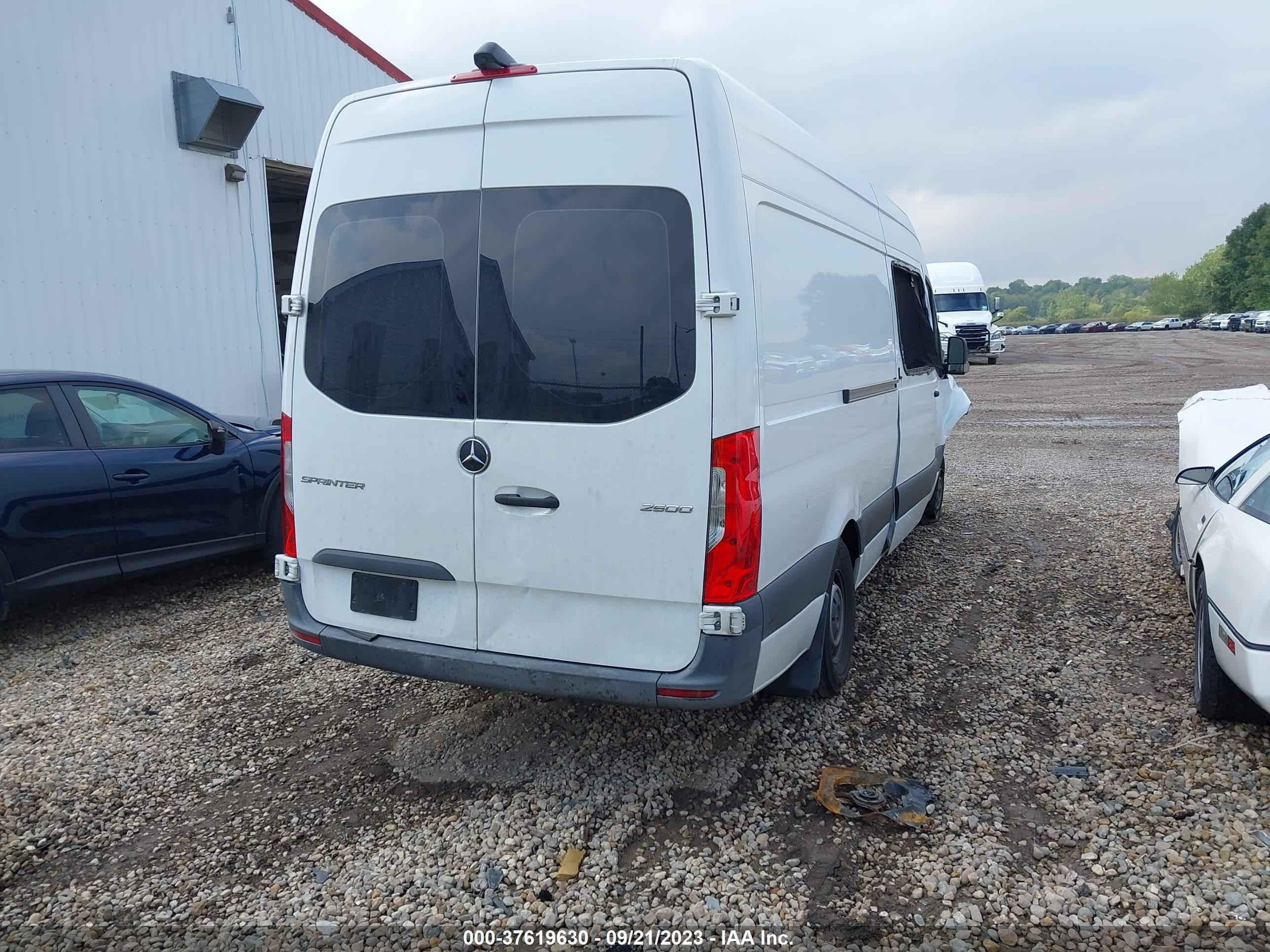 Photo 3 VIN: W1W4ECHY8KT016970 - MERCEDES-BENZ SPRINTER 