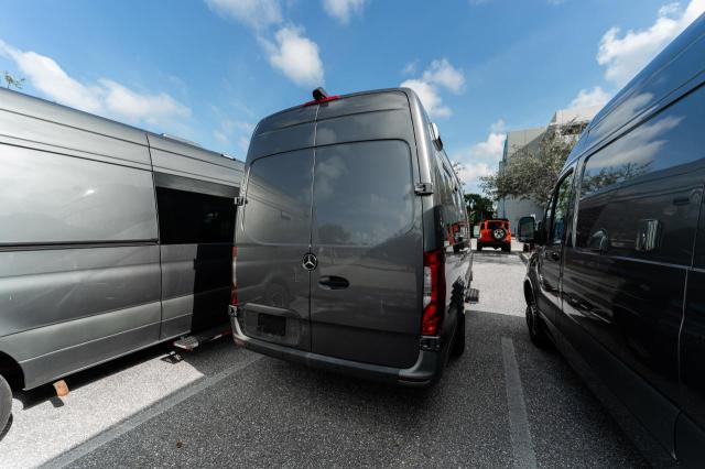 Photo 2 VIN: W1W9ED3Y0NT082744 - MERCEDES-BENZ SPRINTER 