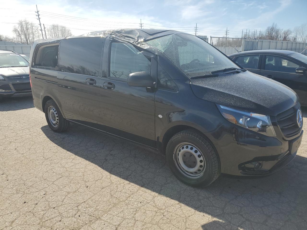 Photo 3 VIN: W1WV0FEY4N4185505 - MERCEDES-BENZ METRIS 