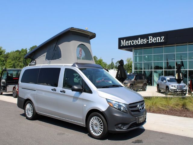 Photo 2 VIN: W1WV0FEY7L3762286 - MERCEDES-BENZ METRIS PASSENGER VAN 