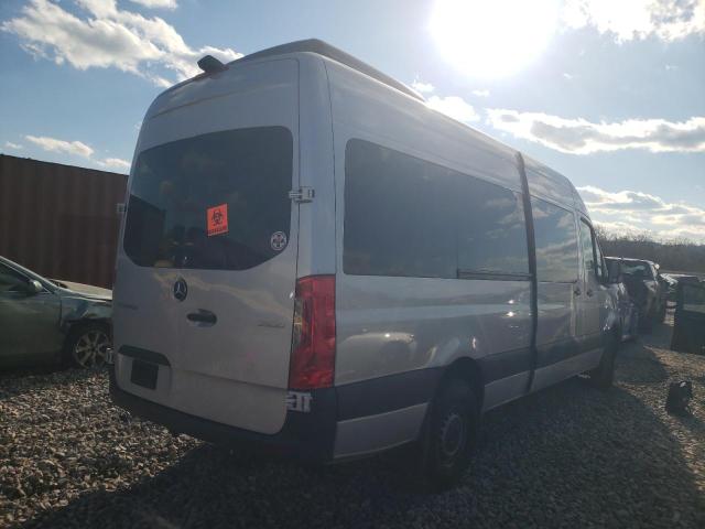 Photo 2 VIN: W1X4ECHY2LT032398 - MERCEDES-BENZ SPRINTER 2 