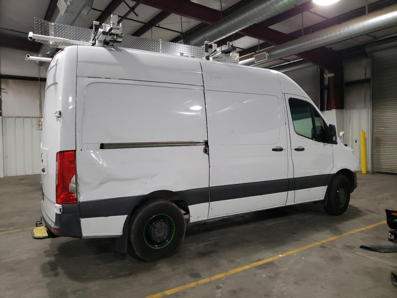 Photo 2 VIN: W1Y4DBHY9NT085627 - MERCEDES-BENZ SPRINTER 