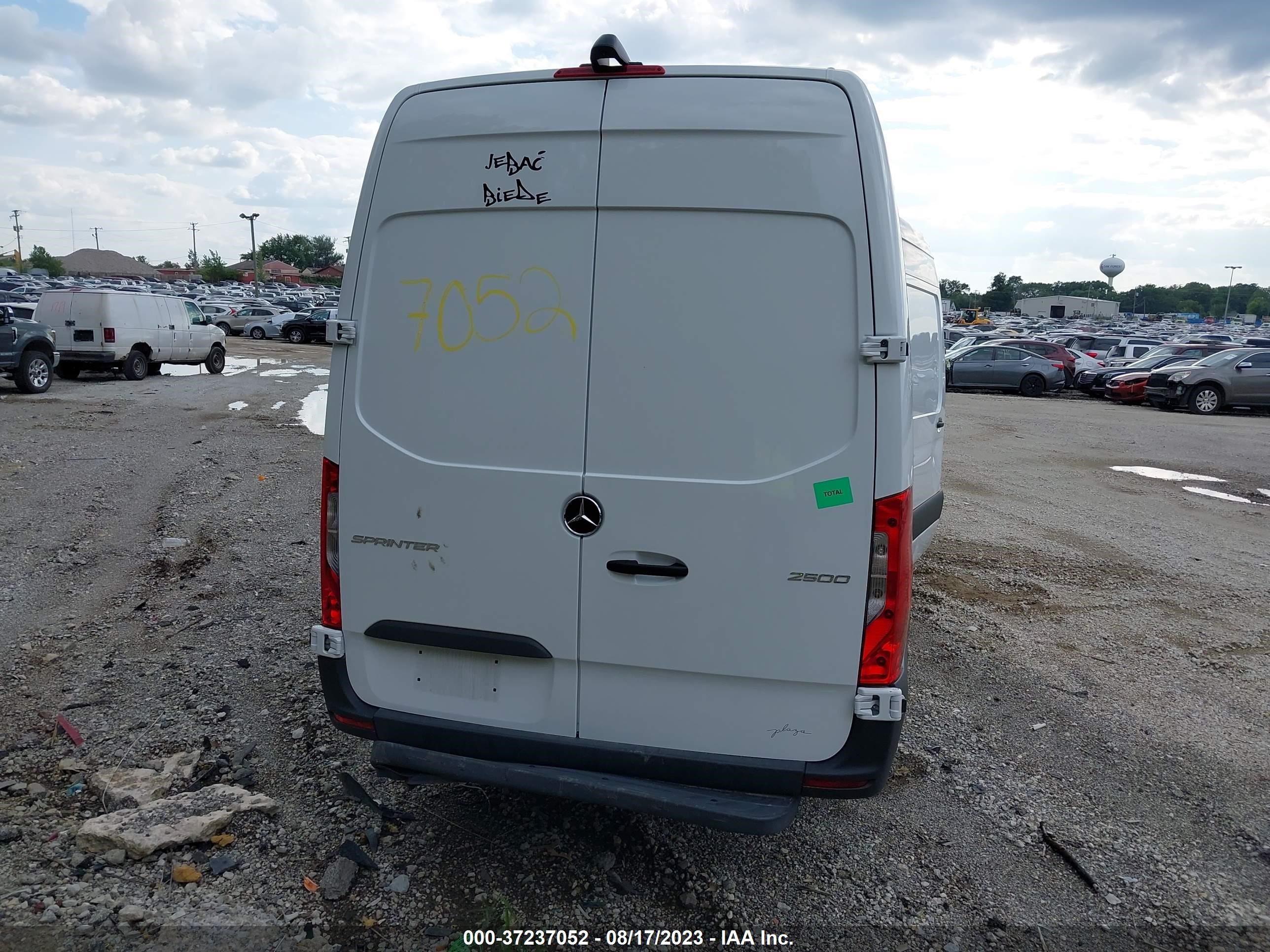 Photo 14 VIN: W1Y4ECHY0NT121398 - MERCEDES-BENZ SPRINTER 