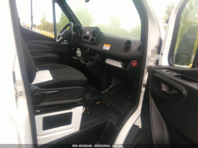 Photo 4 VIN: W1Y4ECHY7MT058329 - MERCEDES-BENZ SPRINTER 2500 