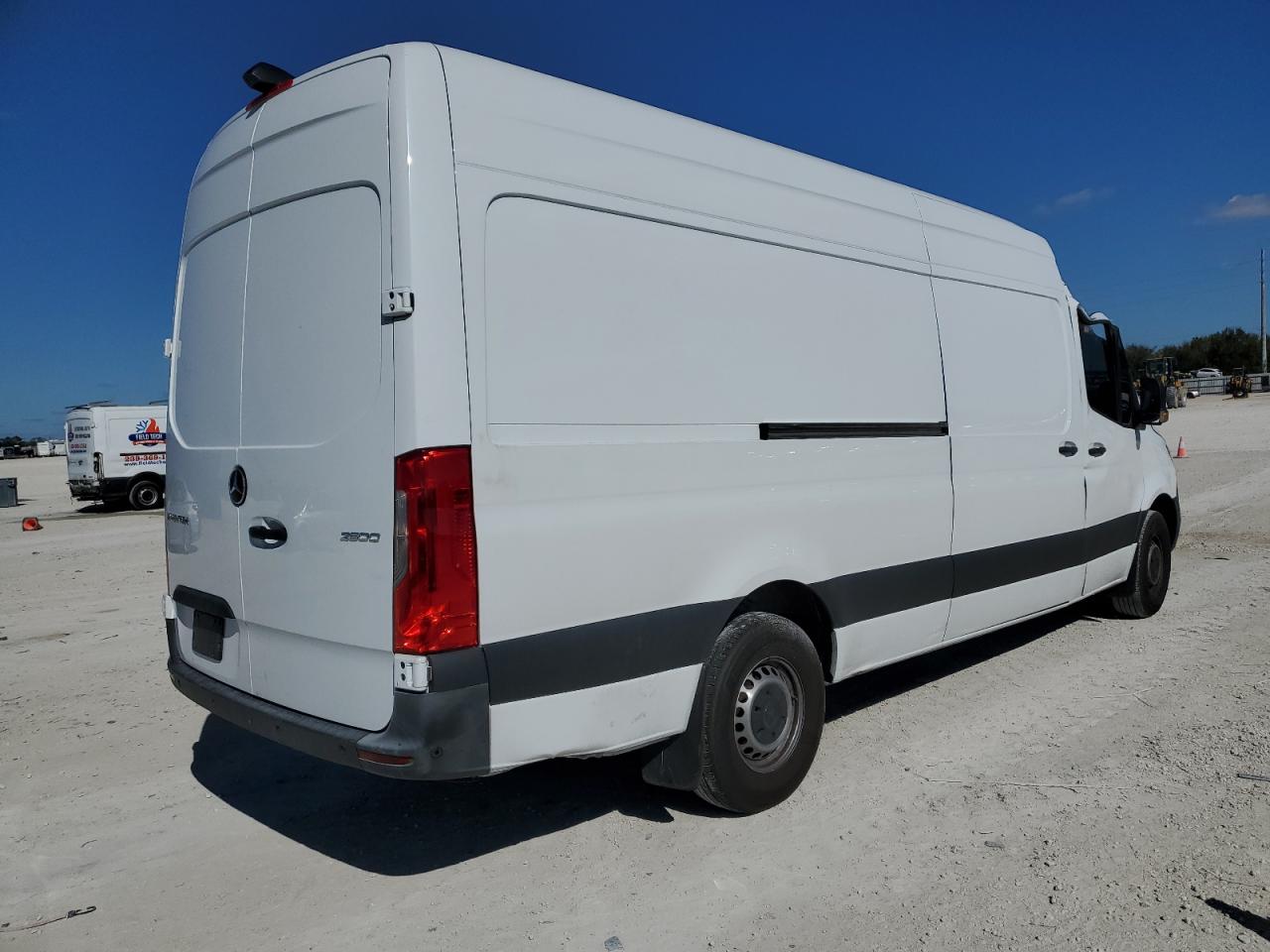 Photo 2 VIN: W1Y4ECHY7MT081058 - MERCEDES-BENZ SPRINTER 