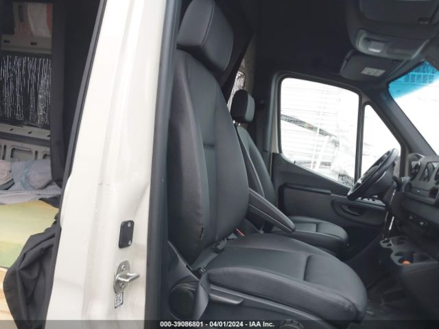 Photo 4 VIN: W1Y4ECHY9MT067775 - MERCEDES-BENZ SPRINTER 2500 