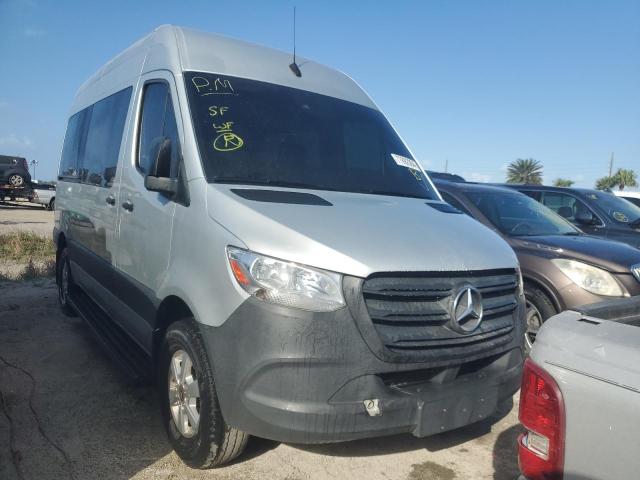 Photo 3 VIN: W1Z4EFHY1LP267084 - MERCEDES-BENZ SPRINTER 2 