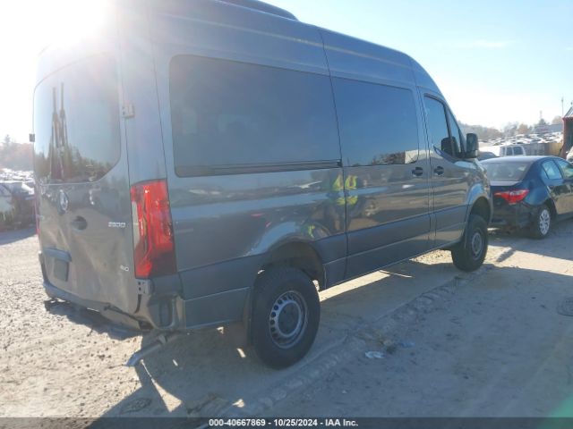 Photo 3 VIN: W1Z4NFVYXRP642354 - MERCEDES-BENZ SPRINTER 